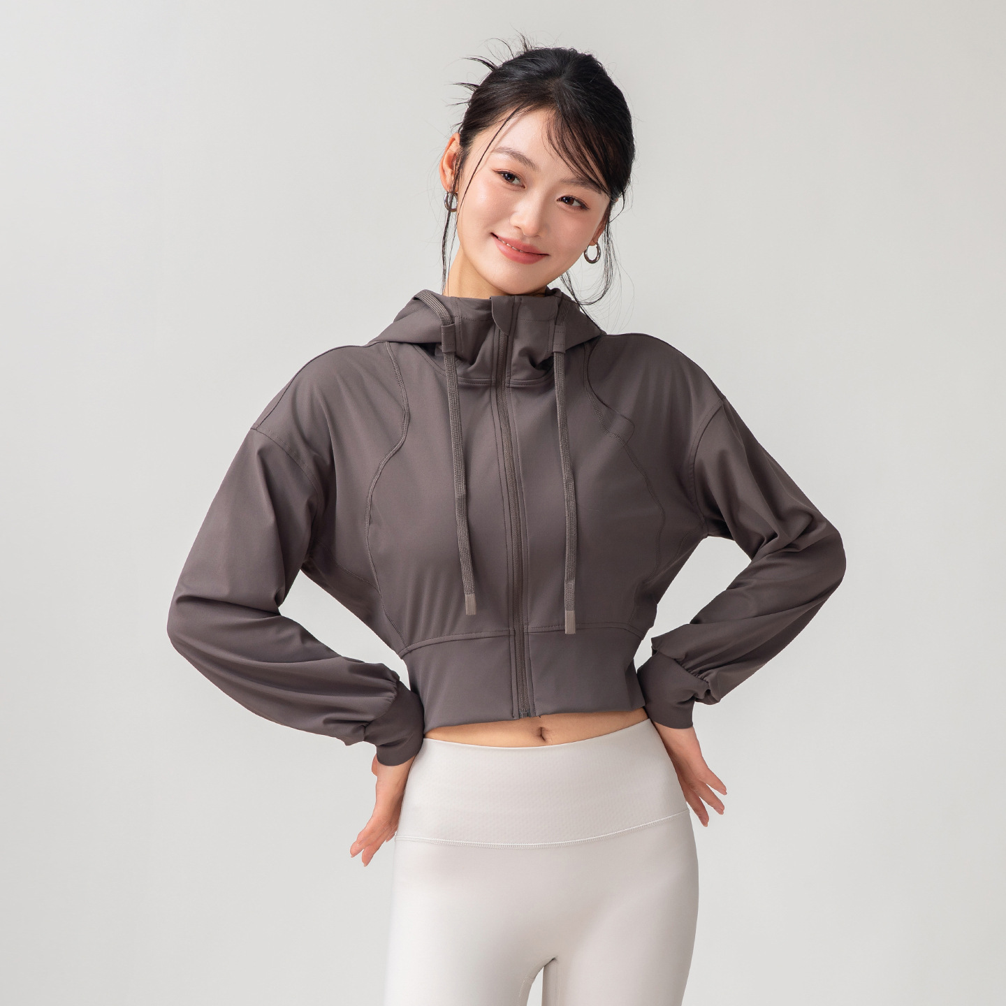 Yoga & Fitness Classes By Niharika Zirakpur Reviews - Dames effen kleur casual sportyoga-top met
